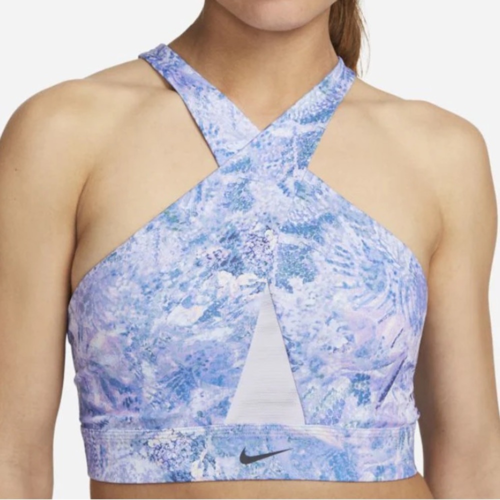 Nike Swoosh Wrap Sport‎ Bra size Small
